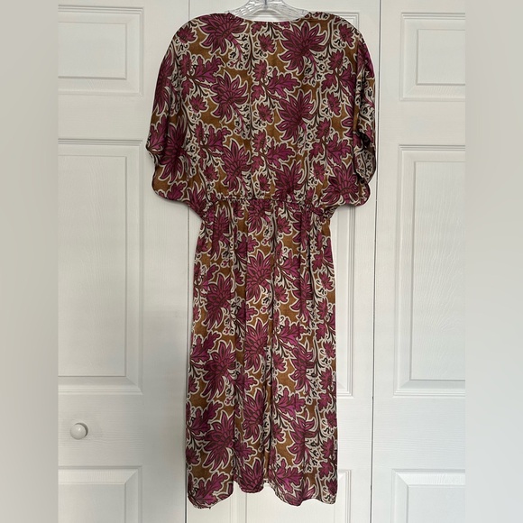 Evereve Toni Floral Satin Wrap Dress or Kimono - Size S Boho-Chic - Picture 8 of 9